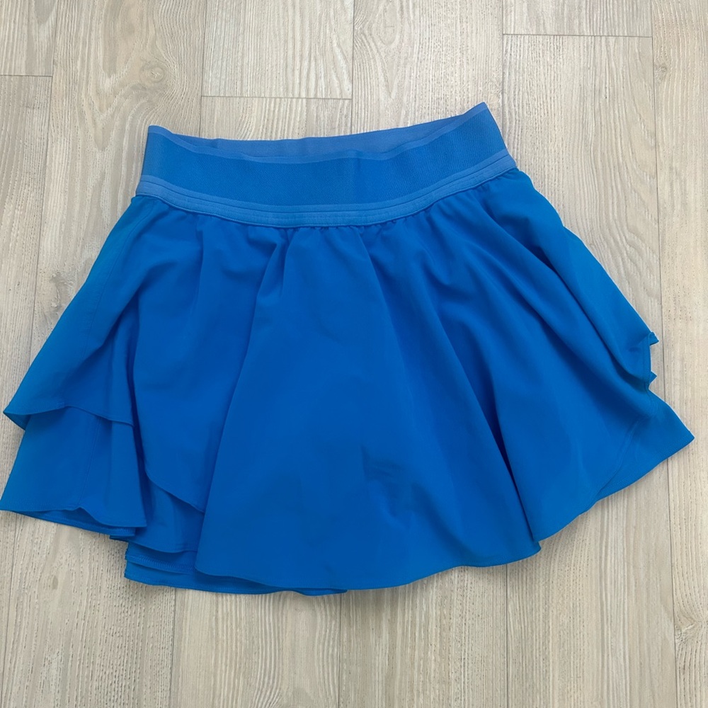 Women’s lululemon court rival blue size 4 skirt